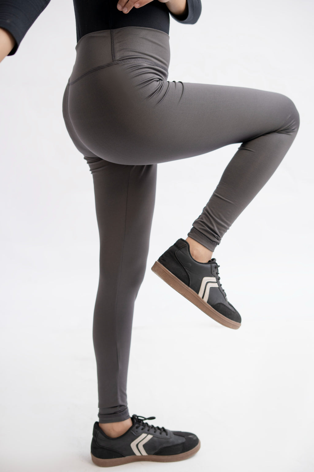 LB-Stylish Charcoal Gray Tights E3 | Premium Sports & Casual Leggings for Ladies