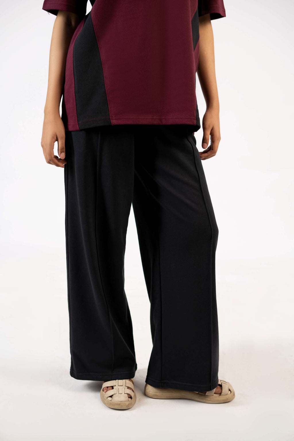 Relaxed Fit Lounge Trousers – Black J2