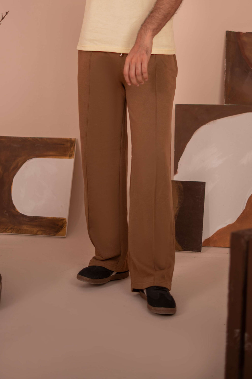 Men’s Relaxed Fit Trouser – Camel D3