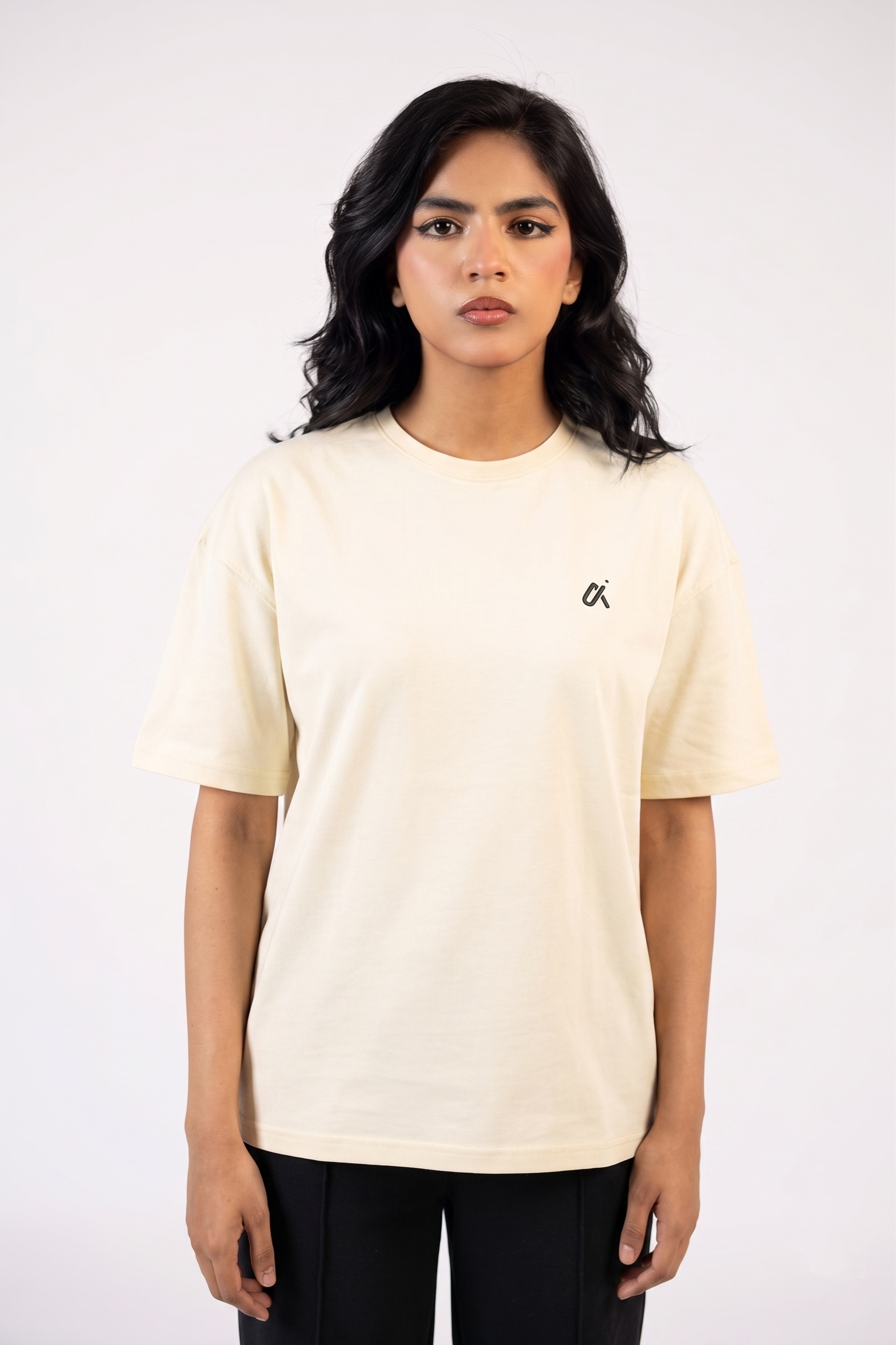 Cream Essential Oversized Tee S6