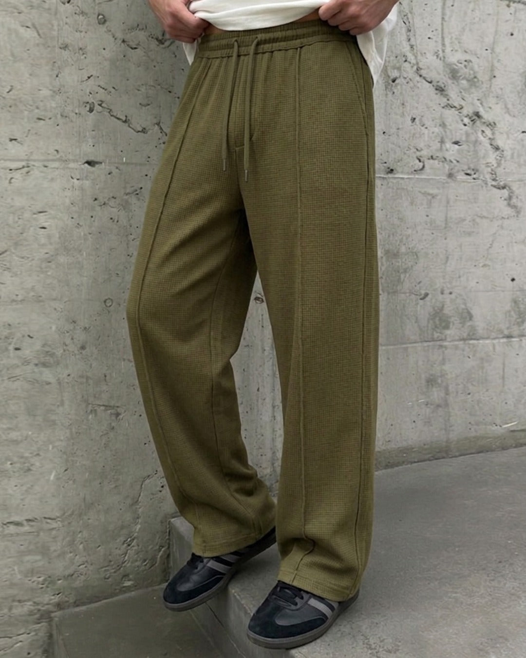 Waffle Relaxed Fit Trousers – Olive D19